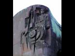 elblaski-pomnik-odrodzenia-i-jego-symbole